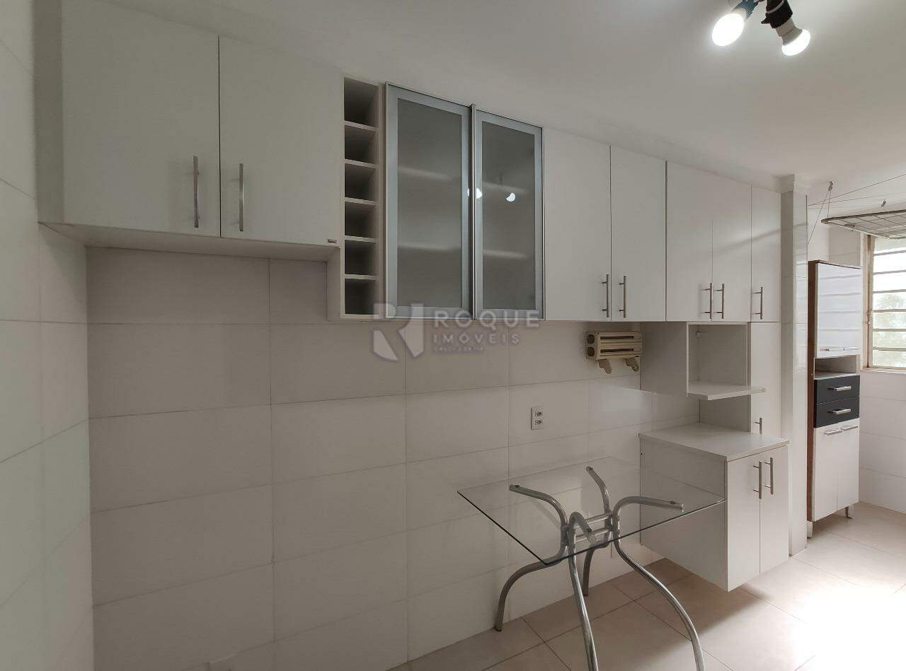 Apartamento à venda no bairro Vila Paulista: Cozinha 