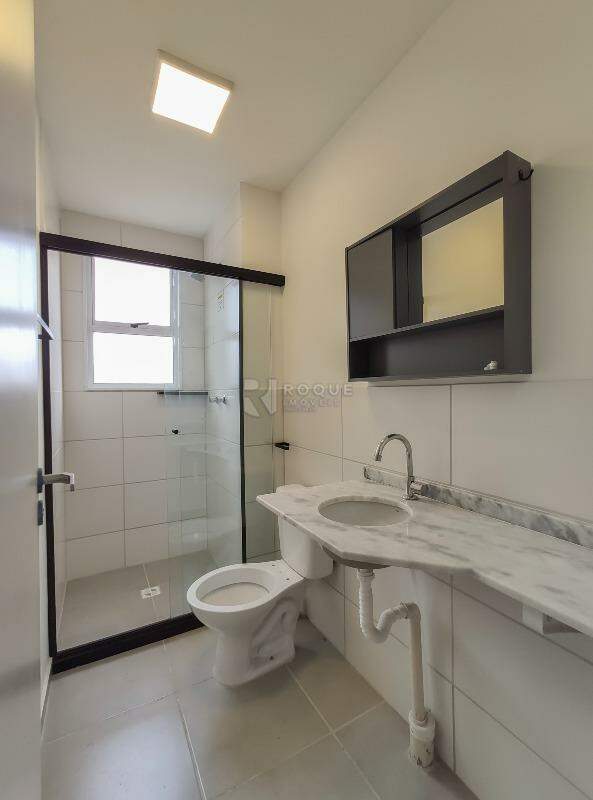 Apartamento para aluguel no bairro Jardim do Lago: WC social 