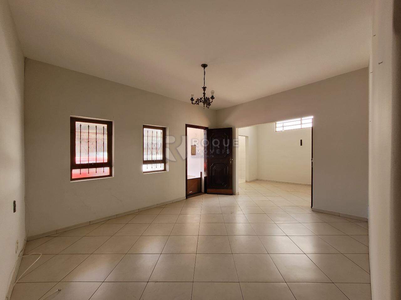 Casa Residencial à venda no bairro Centro: SALA DE JANTAR