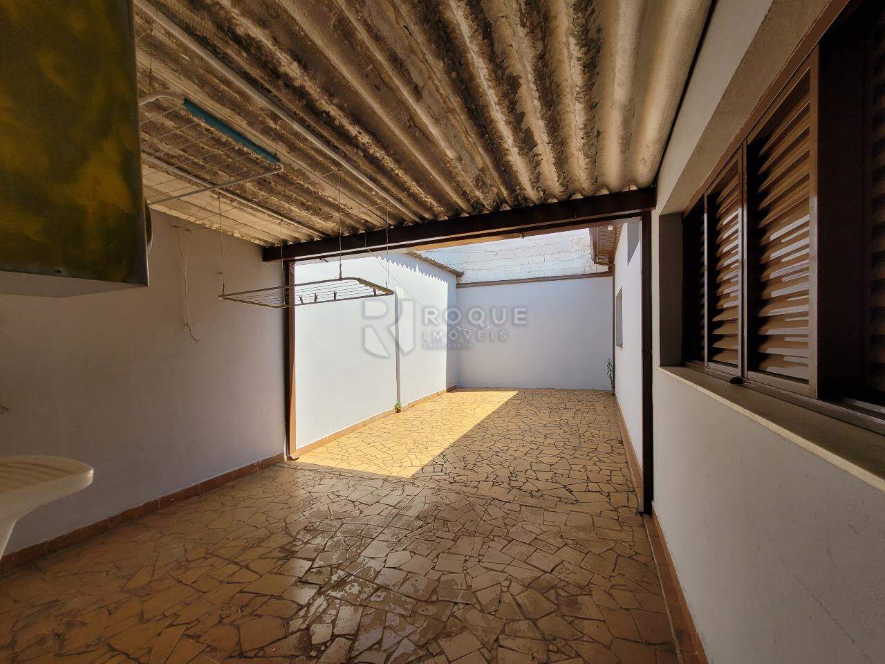 Casa Residencial à venda no bairro Centro: QUINTAL