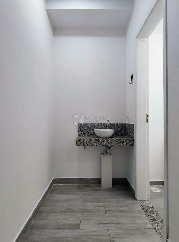Apartamento para aluguel no bairro Vale das Esmeraldas: Lavabo