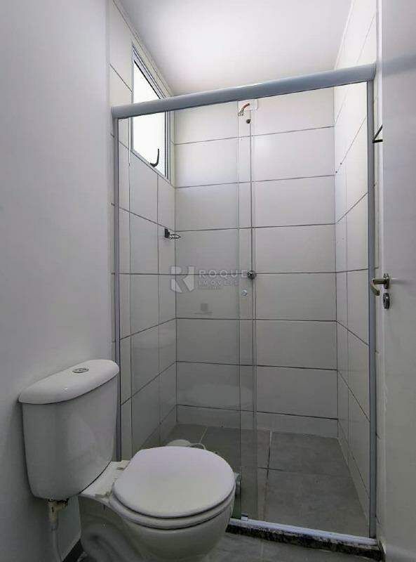 Apartamento para aluguel no bairro Vale das Esmeraldas: Wc suíte