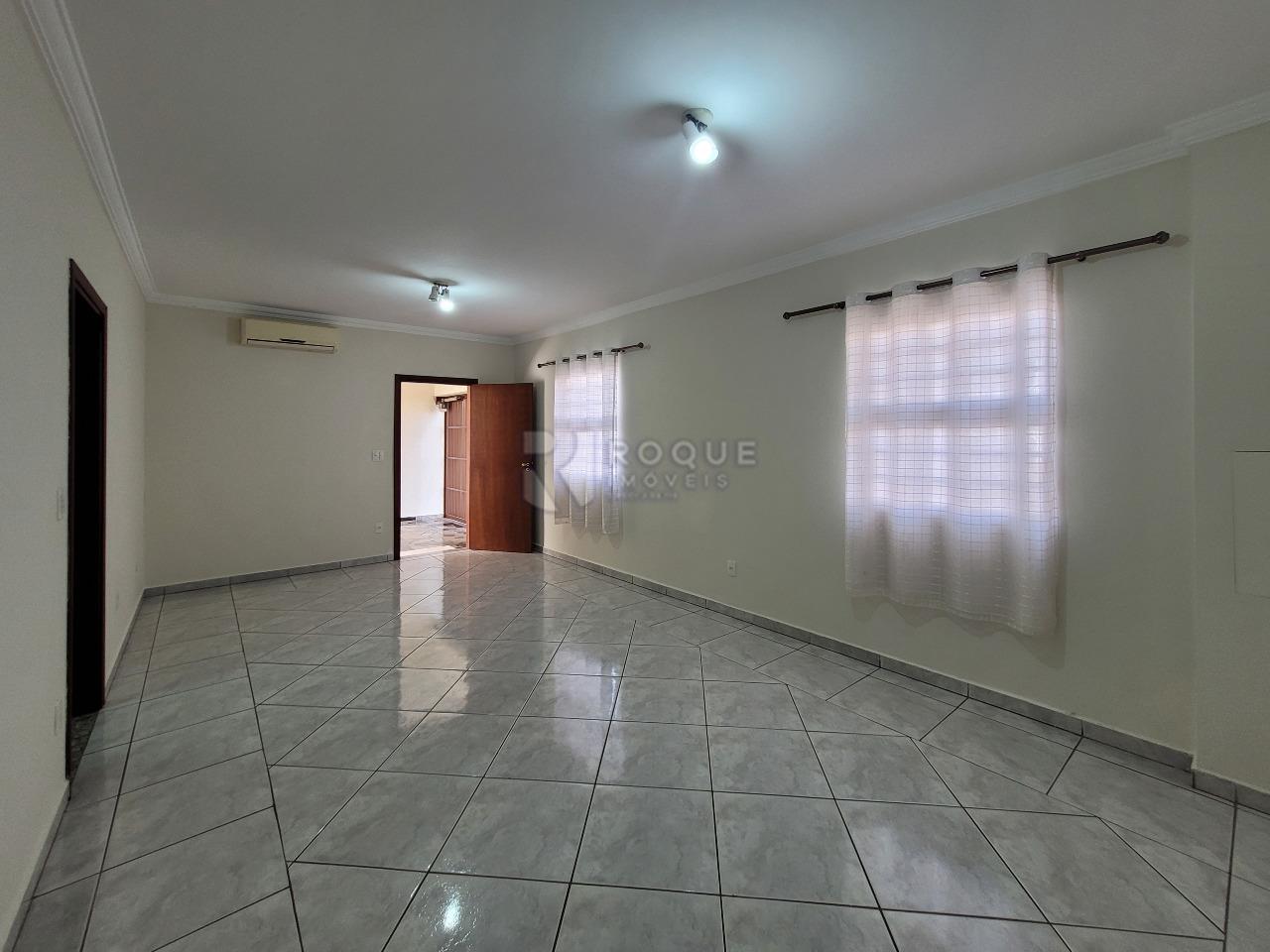 Casa Residencial à venda no bairro Jardim Nereide: SALA DE ESTAR