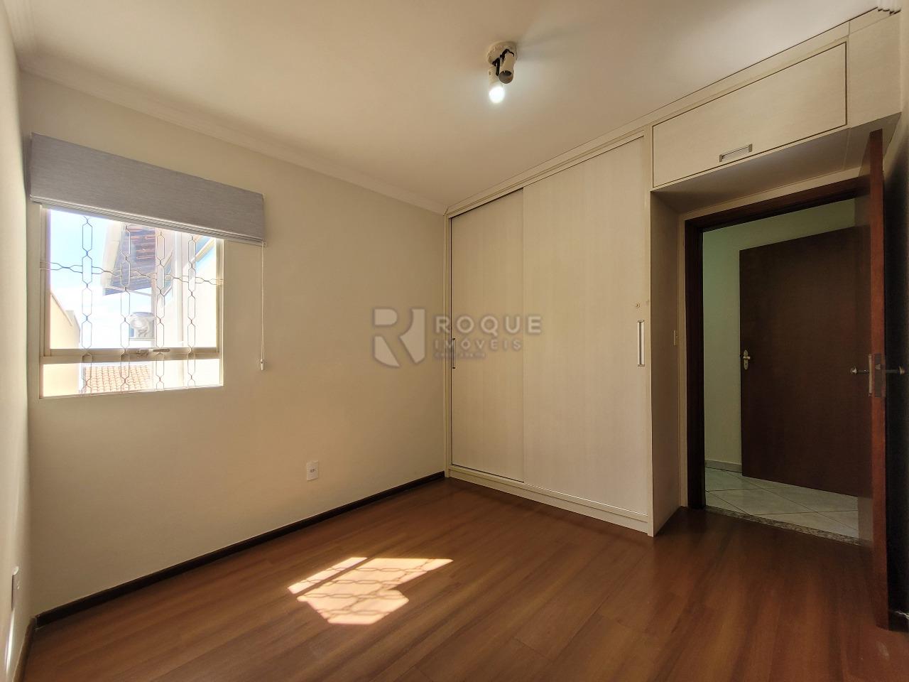 Casa Residencial à venda no bairro Jardim Nereide: DORMITÓRIO 1