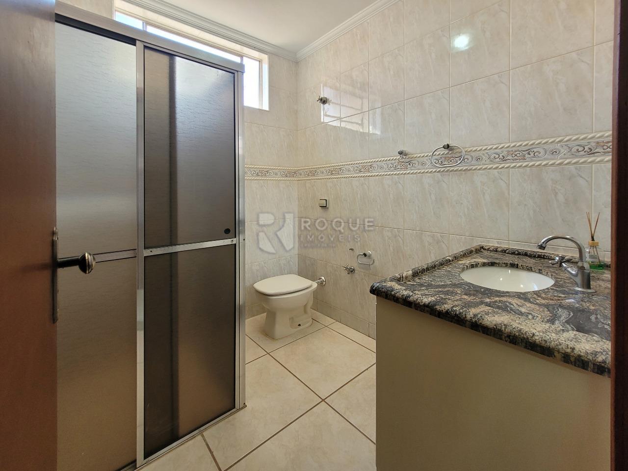 Casa Residencial à venda no bairro Jardim Nereide: BANHEIRO SOCIAL