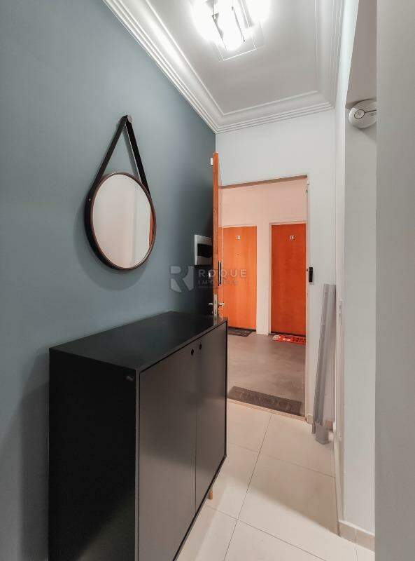 Apartamento para aluguel no bairro Vila Queiroz: Hall de acesso