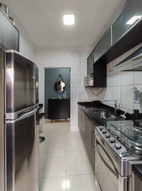 Apartamento para aluguel no bairro Vila Queiroz: Cozinha 