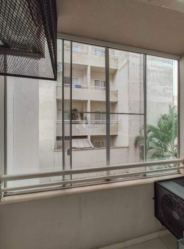 Apartamento para aluguel no bairro Vila Queiroz: Sacada 