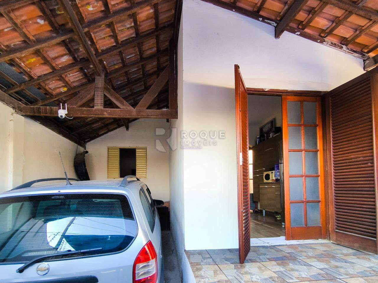Casa Residencial à venda no bairro Jardim Residencial Graminha III: GARAGEM