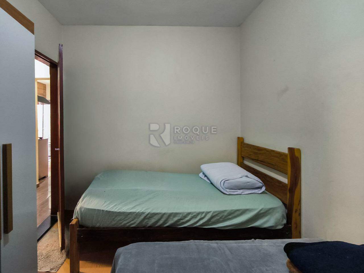 Casa Residencial à venda no bairro Jardim Residencial Graminha III: DORMITÓRIO 1