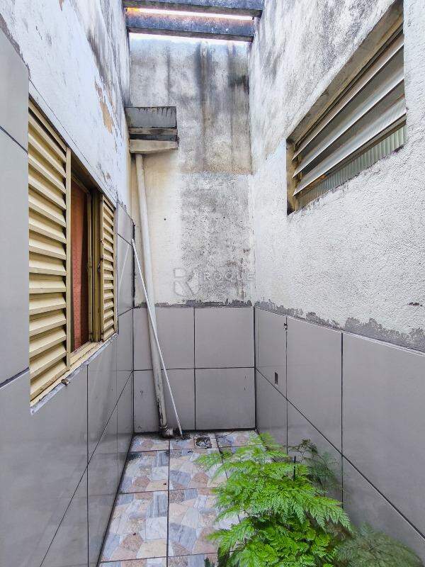 Casa Residencial à venda no bairro Jardim Residencial Graminha III: ÁREA DE LUZ