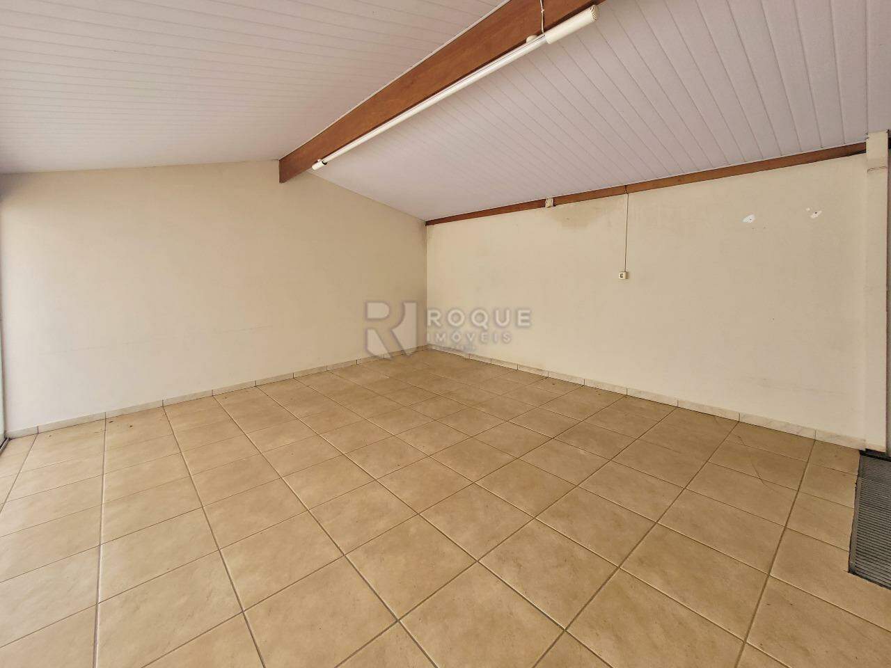 Casa em condomínio à venda no bairro Parque Residencial Santa Eulália: LAVANDERIA