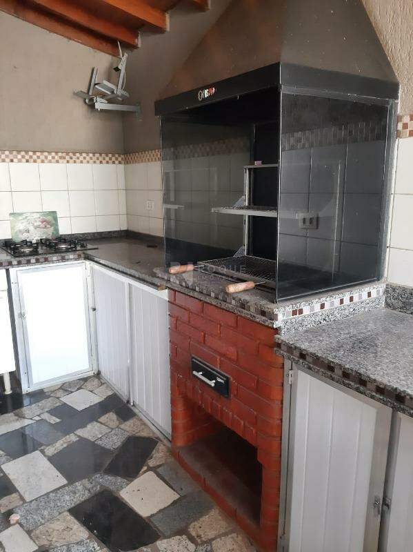 Casa Residencial à venda no bairro Jardim Lago Azul: churrasqueira  e cooktop