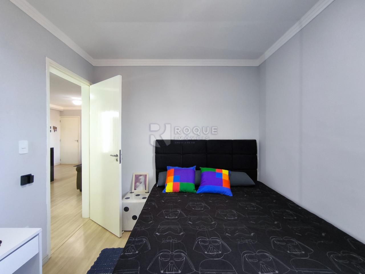 Apartamento à venda no bairro Jardim Trevo: SUÍTE