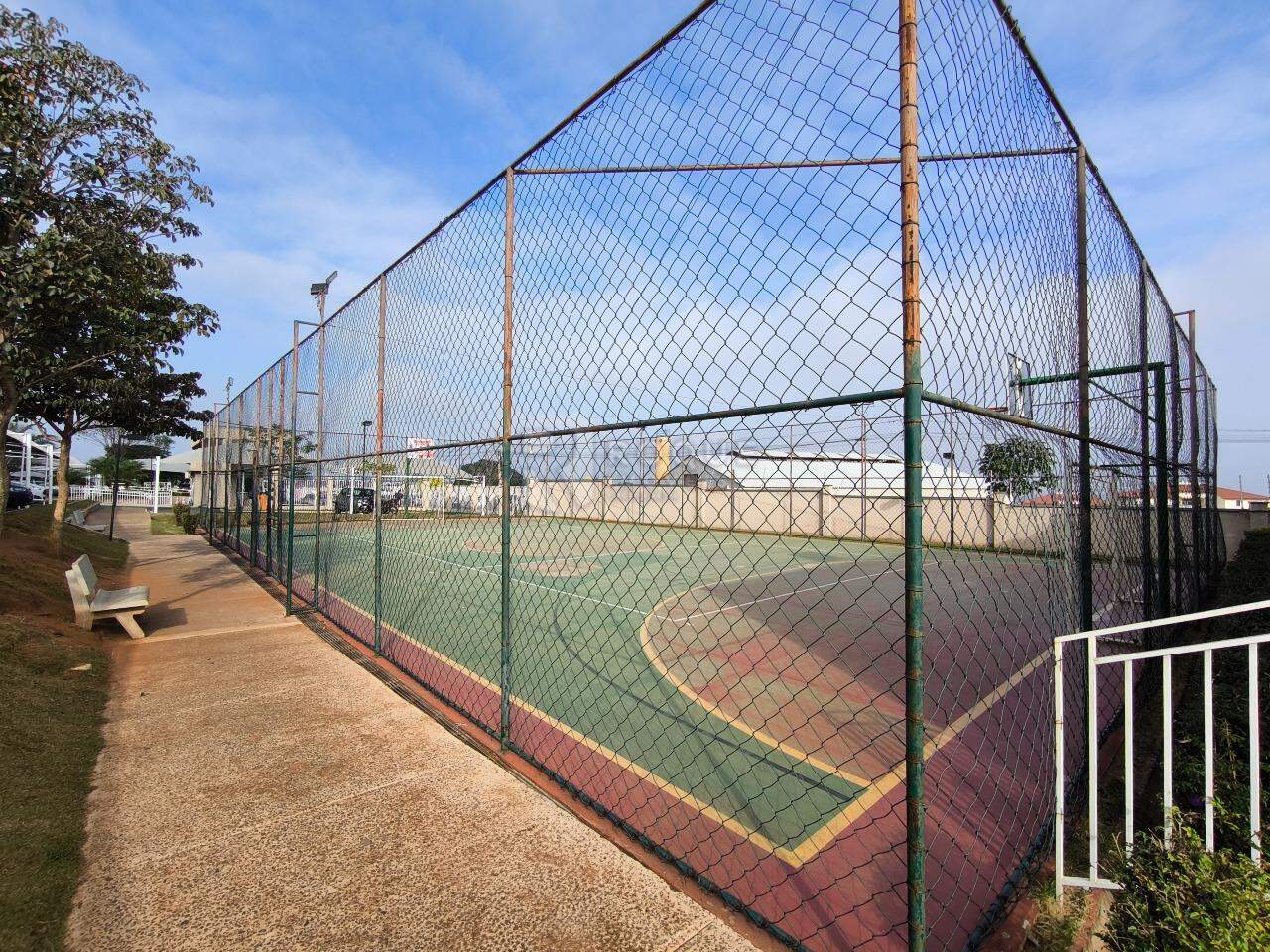 Apartamento para aluguel no bairro Condomínio Varandas: QUADRA