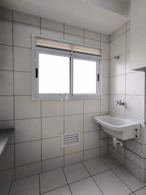 Apartamento para aluguel no bairro Condomínio Varandas: LAVANDERIA
