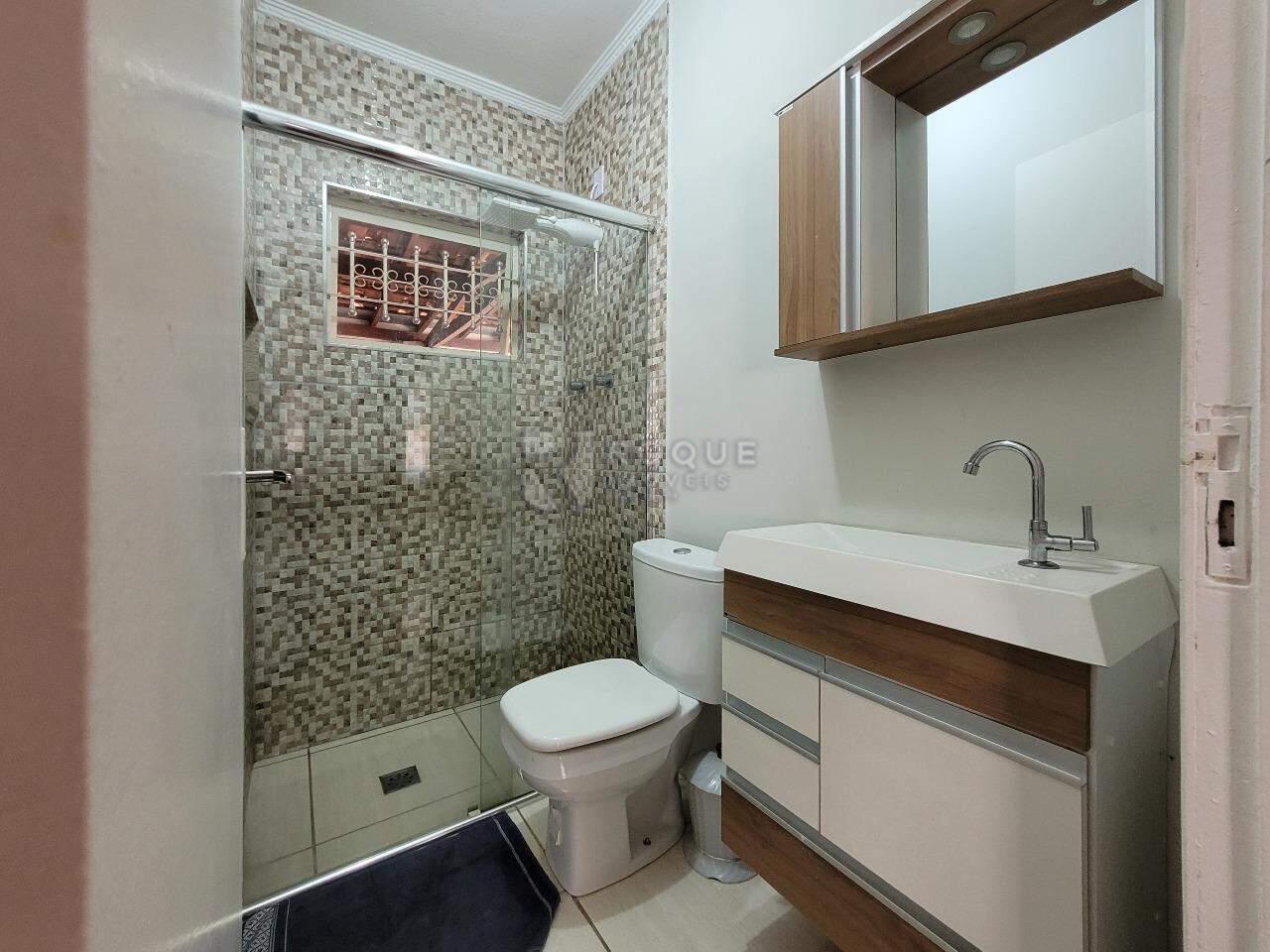 Casa Residencial à venda no bairro Parque Residencial Aeroporto: BANHEIRO SOCIAL