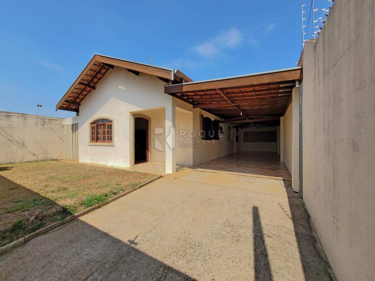 Casa Residencial à venda no bairro Parque Residencial Aeroporto: GARAGEM