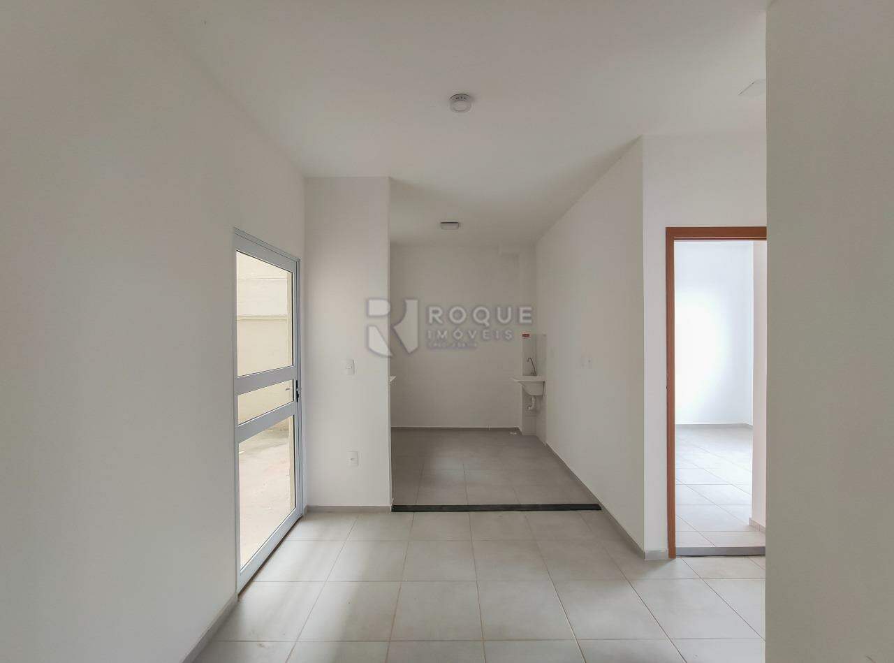 Apartamento para aluguel no bairro Fazenda Duas Barras: Sala 