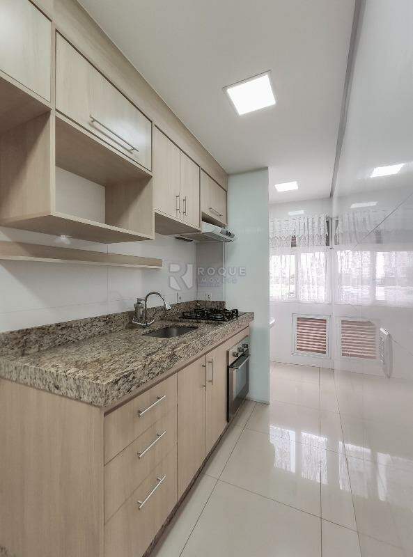 Apartamento à venda no bairro Jardim Esmeralda: Cozinha 
