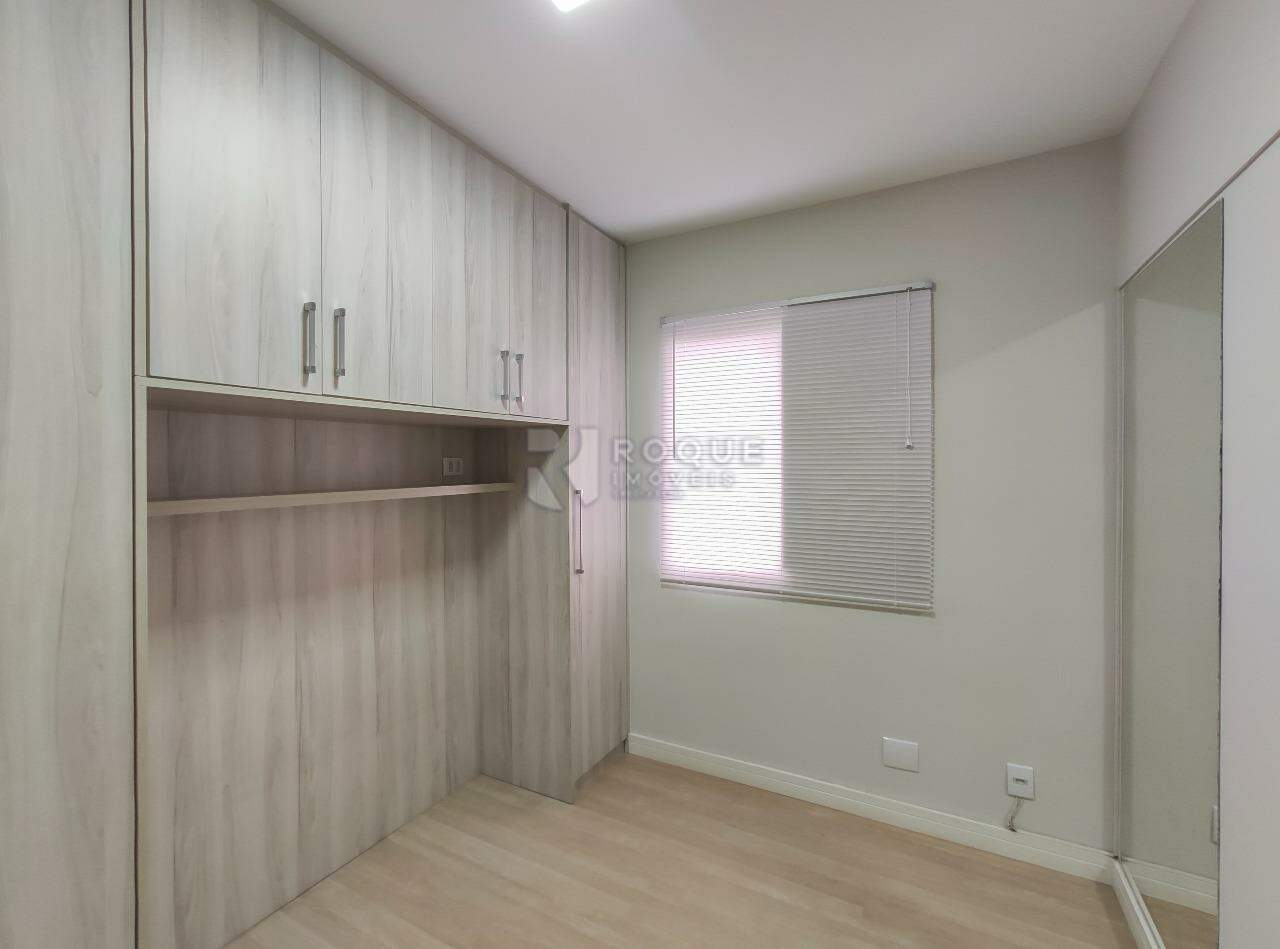 Apartamento à venda no bairro Jardim Esmeralda: Dormitório 1