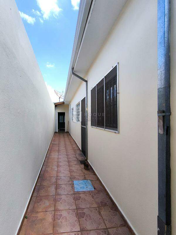 Casa Residencial à venda no bairro Jardim Alvorada: LATERAL EXTERNA