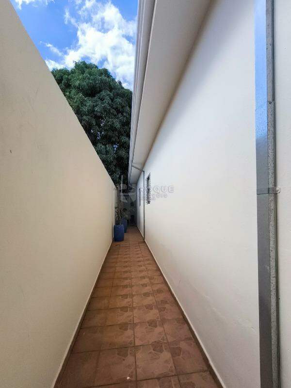 Casa Residencial à venda no bairro Jardim Alvorada: LATERAL EXTERNA