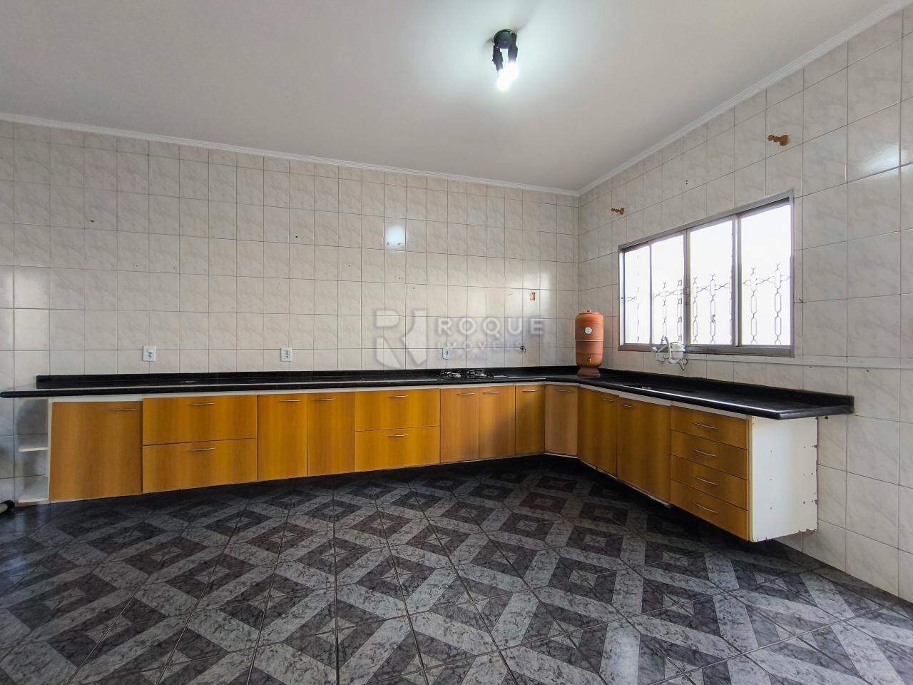 Casa Residencial à venda no bairro Jardim Alvorada: COZINHA