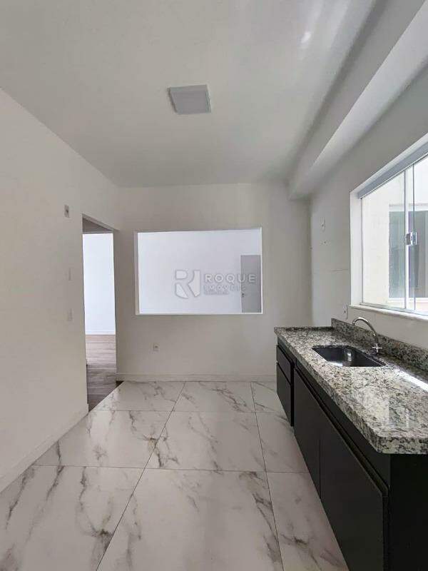 Apartamento para aluguel no bairro Jardim Santa Adélia: Cozinha
