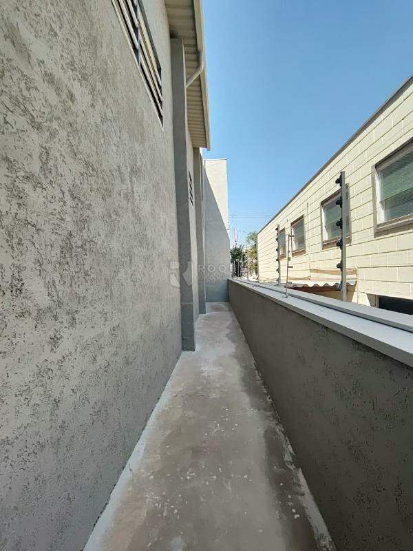 Barracão/Galpão para aluguel no bairro Jardim Porto Real IV: Corredor Externo