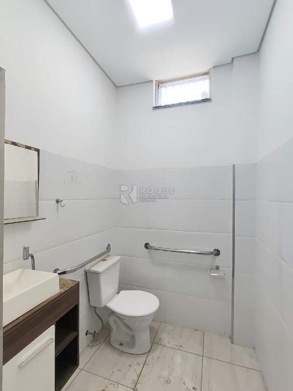 Barracão/Galpão para aluguel no bairro Jardim Porto Real IV: WC 01 Recepção 
