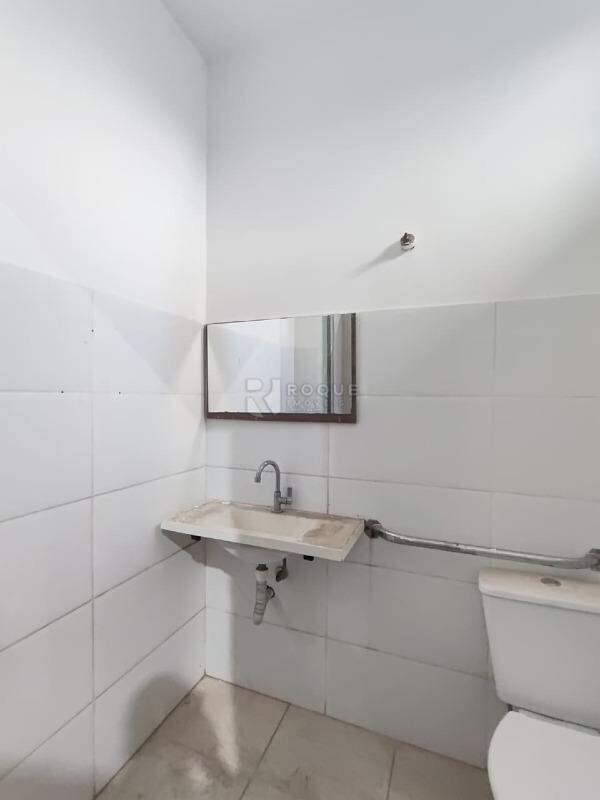 Barracão/Galpão para aluguel no bairro Jardim Porto Real IV: WC 01 Barracão 