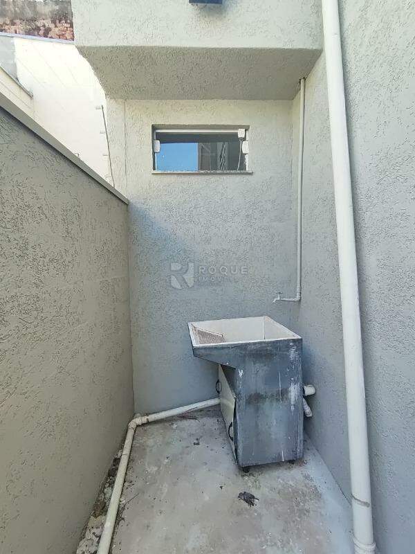 Barracão/Galpão para aluguel no bairro Jardim Porto Real IV: Lavanderia