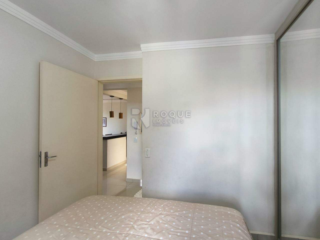 Apartamento à venda no bairro Jardim Residencial Recanto Alvorada: DORMITÓRIO 1