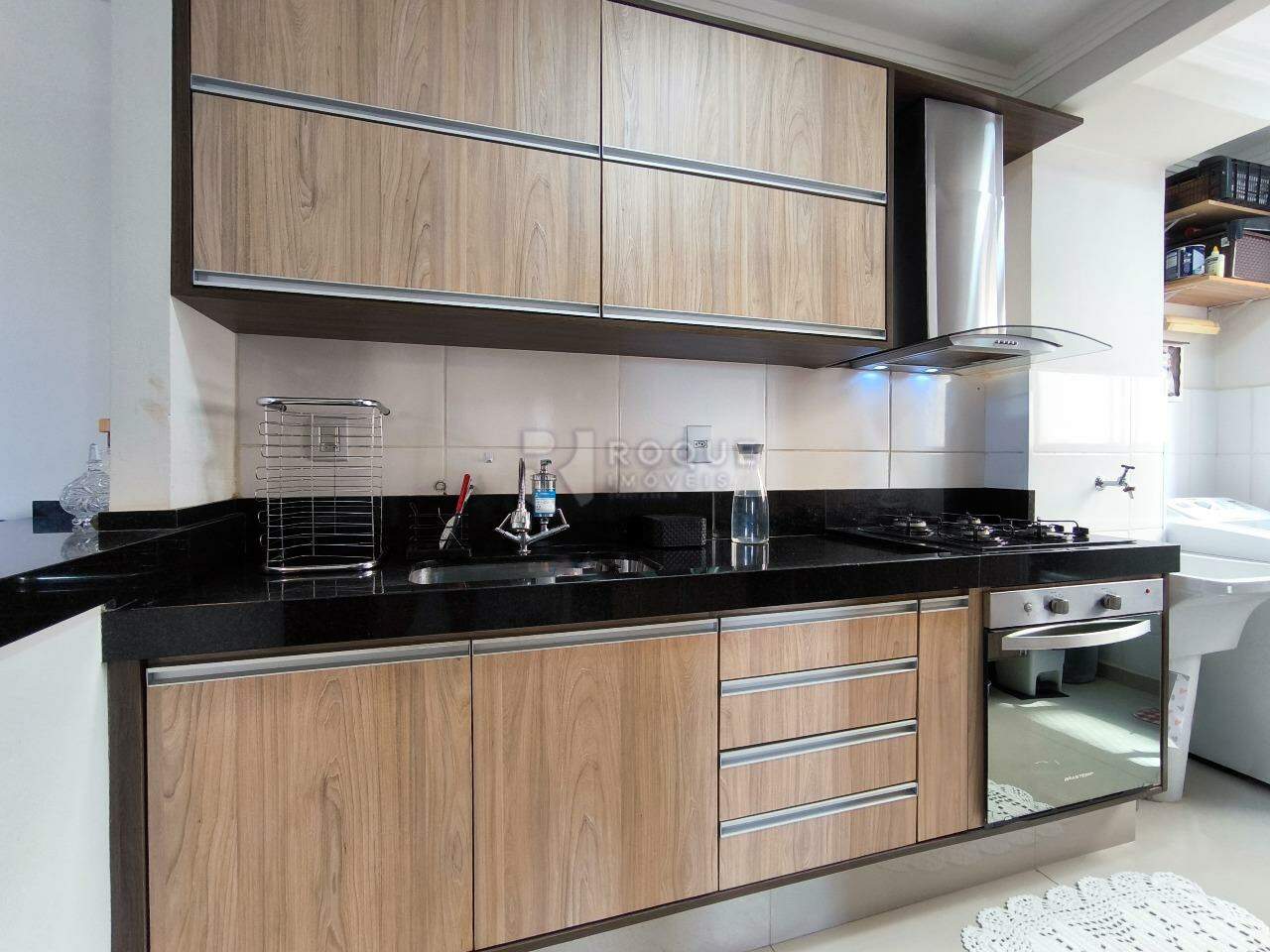 Apartamento à venda no bairro Jardim Residencial Recanto Alvorada: COZINHA