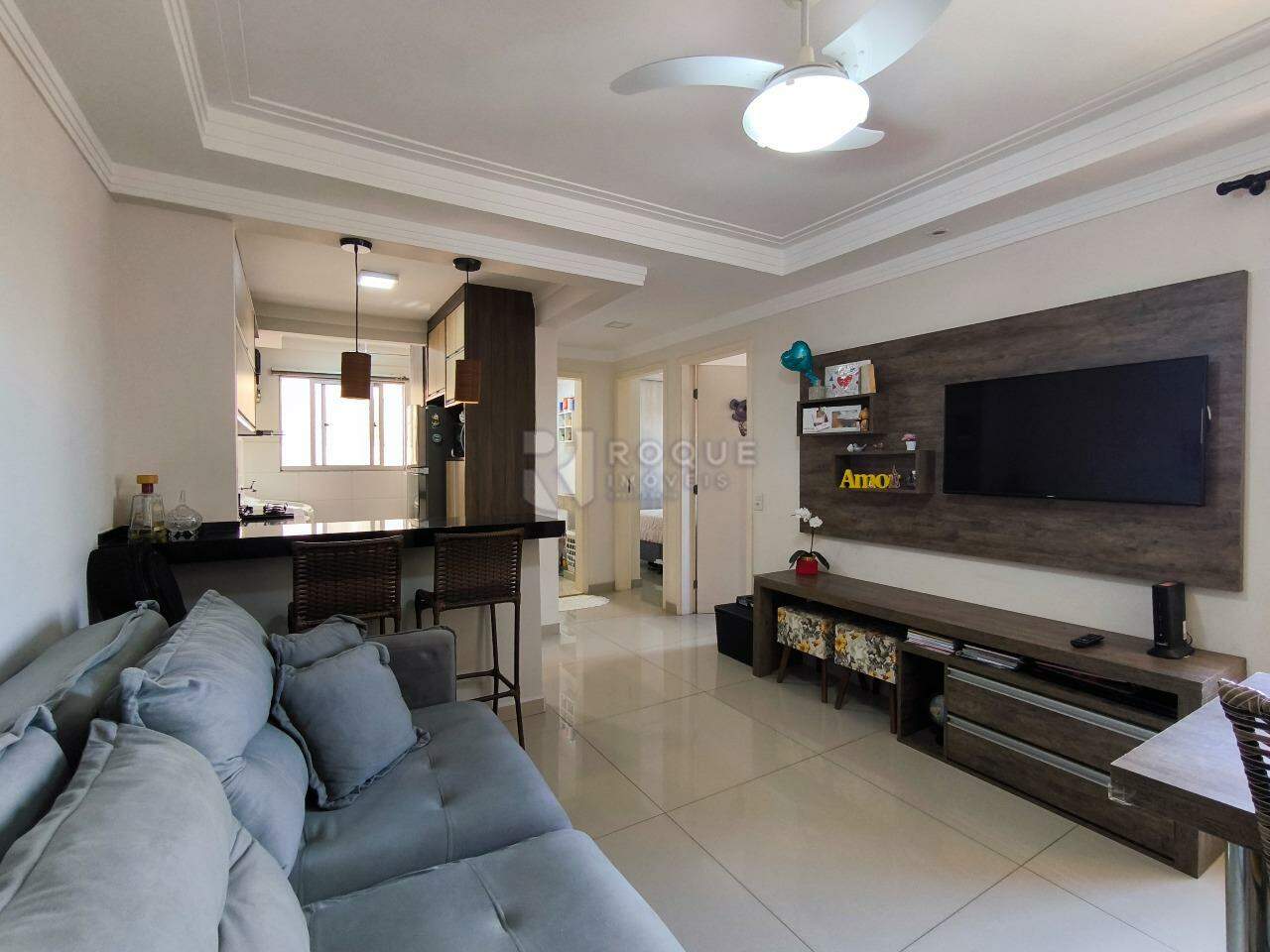 Apartamento à venda no bairro Jardim Residencial Recanto Alvorada: SALA DE ESTAR