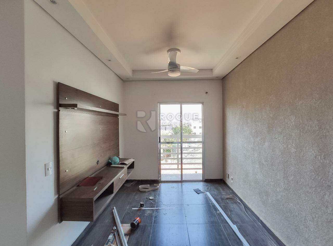 Apartamento para aluguel no bairro Jardim Parque Novo Mundo: Sala 