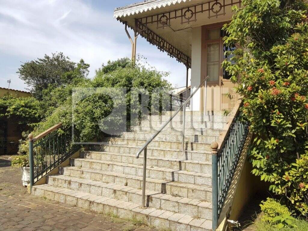 Casa Residencial à venda no bairro Centro: Área externa acesso
