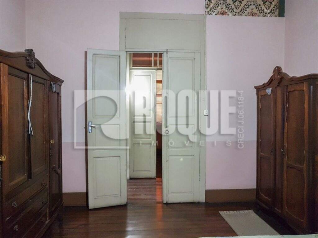 Casa Residencial à venda no bairro Centro: Dormitório 2