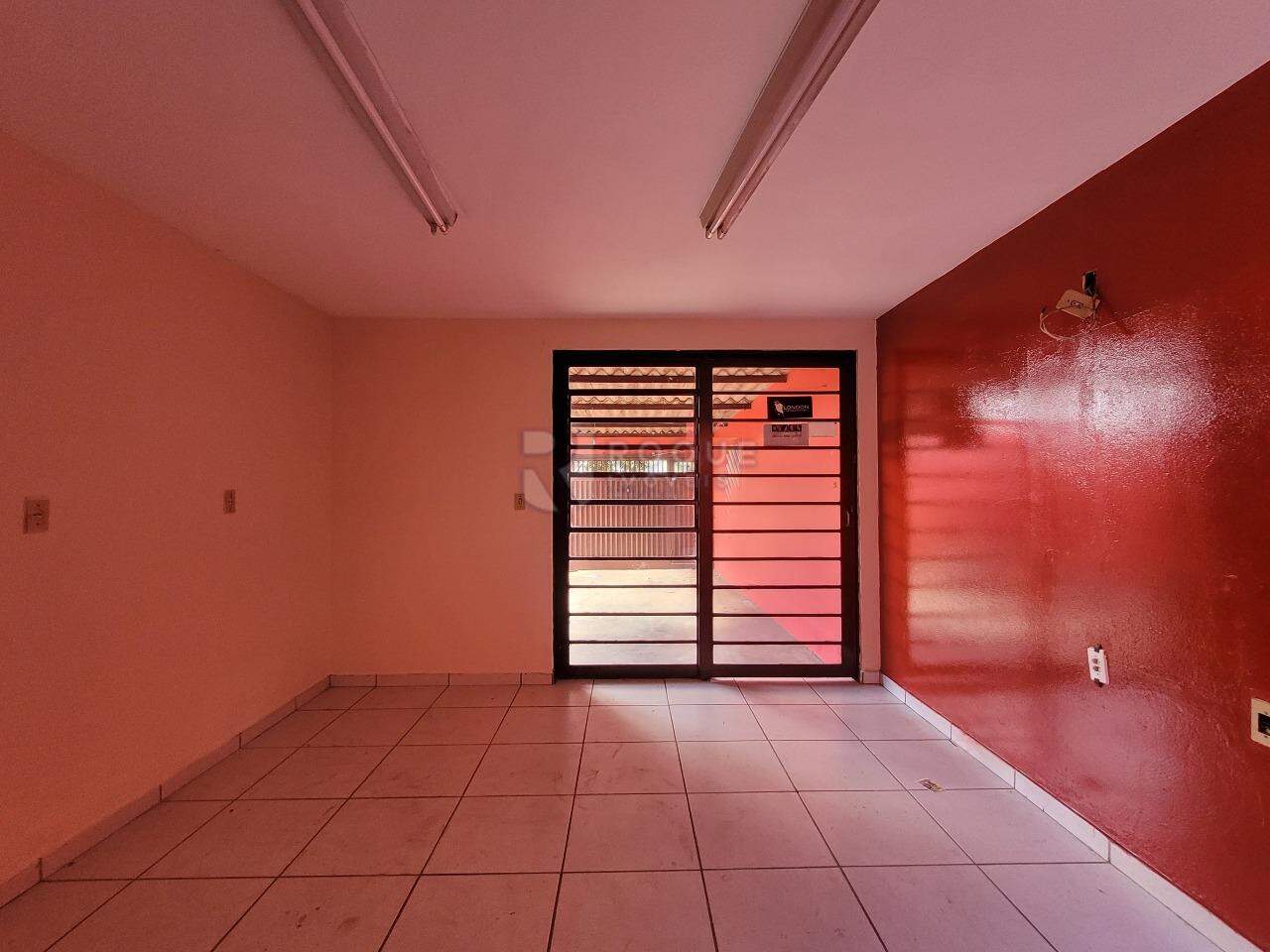 Casa Residencial à venda no bairro Parque Residencial Belinha Ometto: Salão