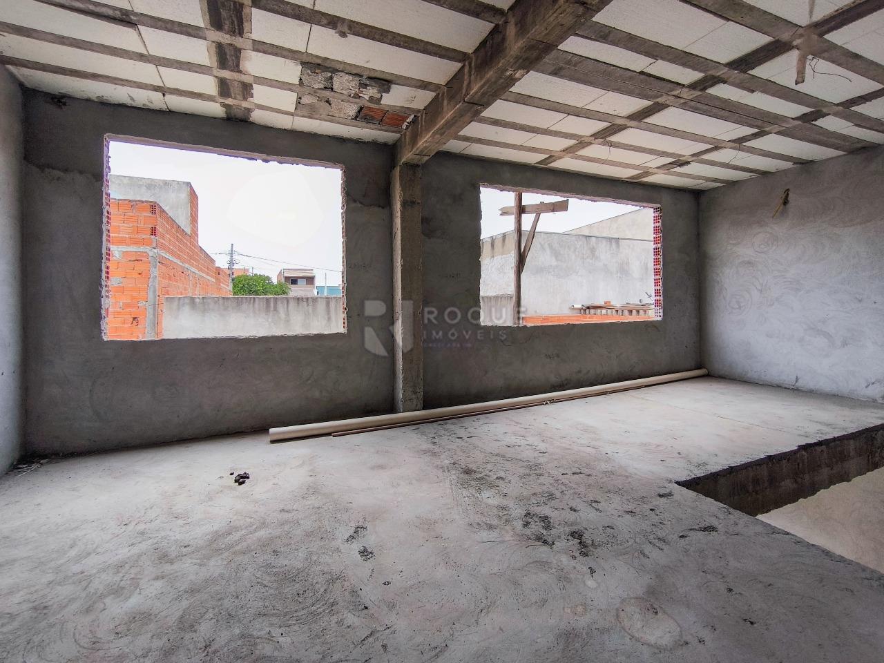 Casa Residencial à venda no bairro Jardim dos Jequitibás: CORREDOR INTERNO