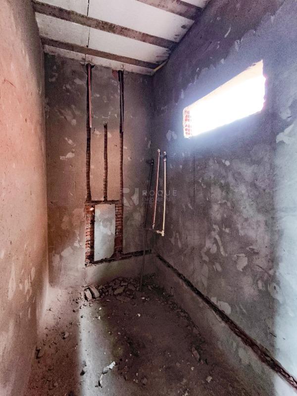 Casa Residencial à venda no bairro Jardim dos Jequitibás: WC SUÍTE 1