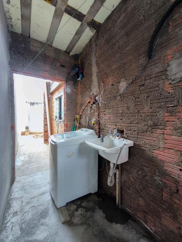 Casa Residencial à venda no bairro Jardim dos Jequitibás: LAVANDERIA