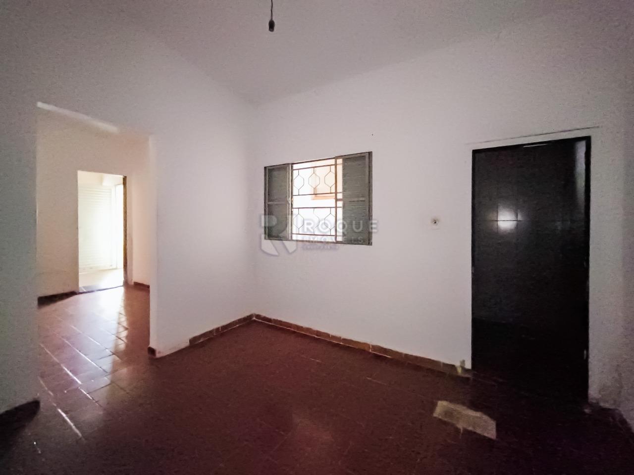 Casa Residencial à venda no bairro Parque Campos Elíseos: SUÍTE