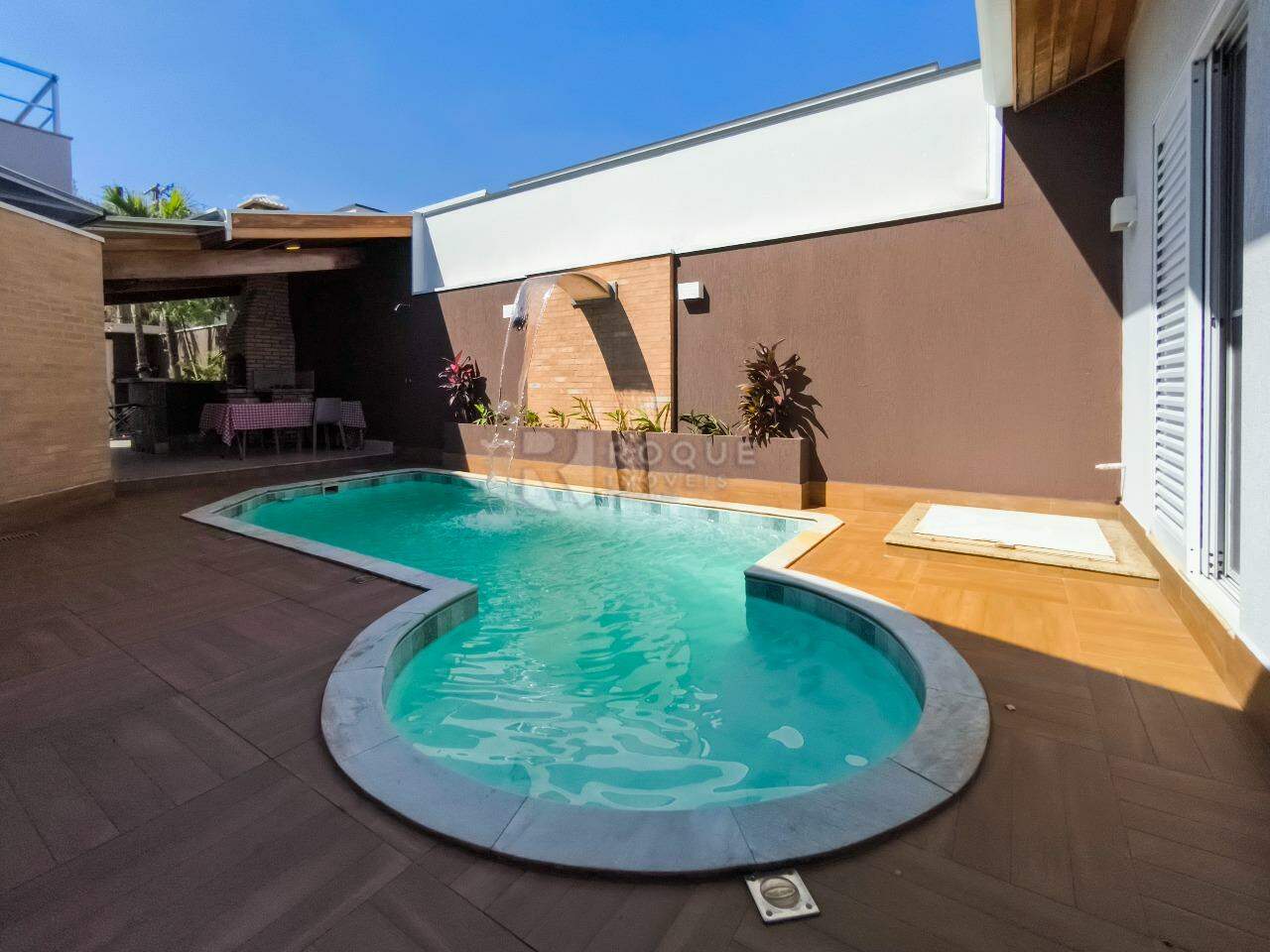 Casa em condomínio à venda no bairro Parque Residencial Roland: PISCINA