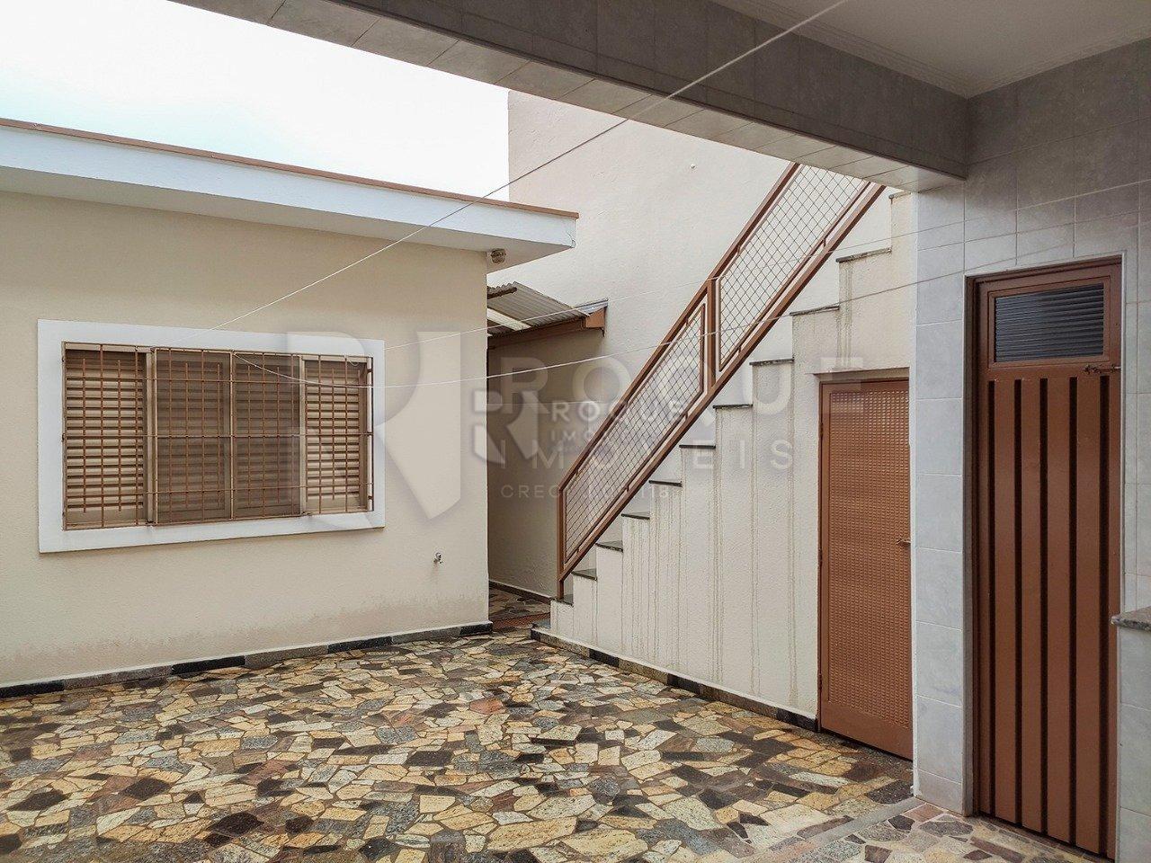 Casa Residencial à venda no bairro Vila Fascina: Área externa