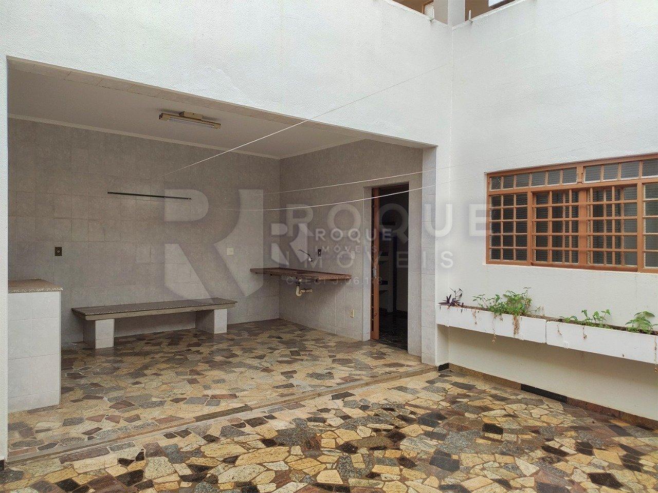 Casa Residencial à venda no bairro Vila Fascina: Área externa