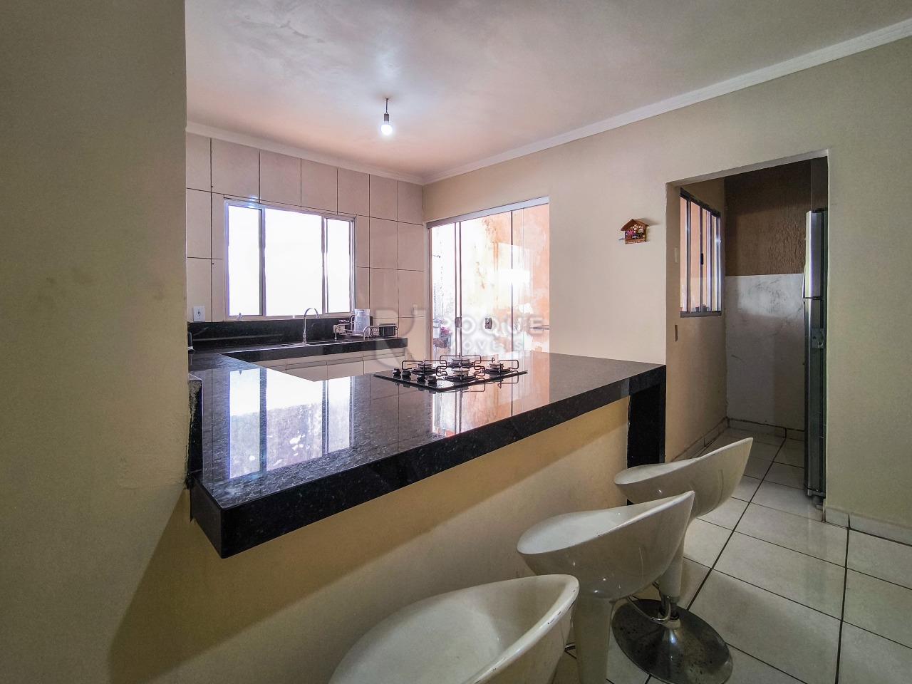 Casa em condomínio à venda no bairro Lagoa Nova: COZINHA