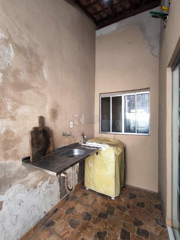 Casa em condomínio à venda no bairro Lagoa Nova: LAVANDERIA