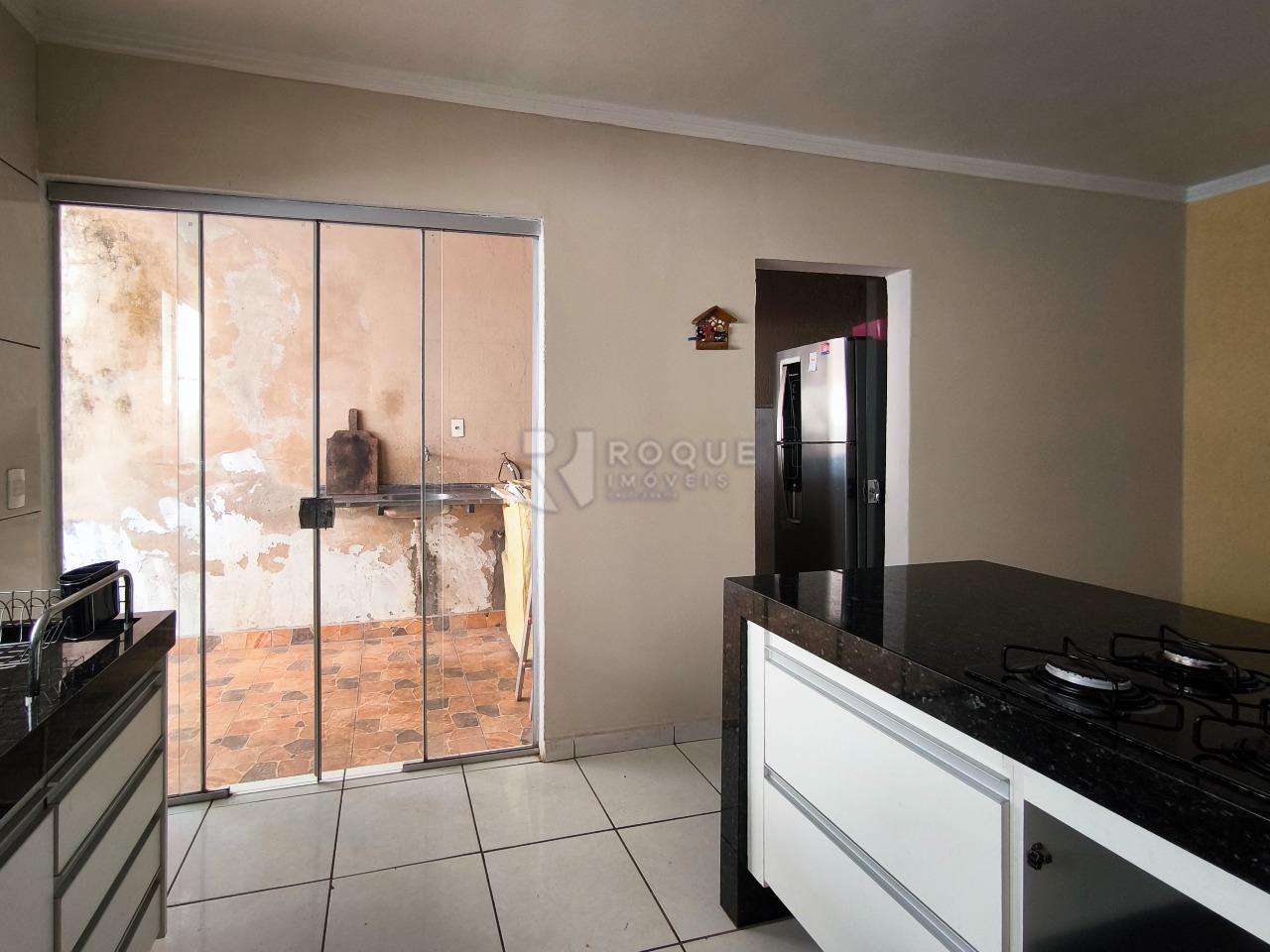 Casa em condomínio à venda no bairro Lagoa Nova: COZINHA